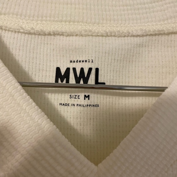 Madewell V-Neck Cropped Tee NEVER WORN - Picture 7 of 7